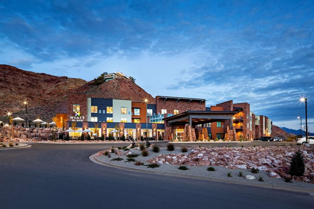 undefined Hyatt Place Moab 5
