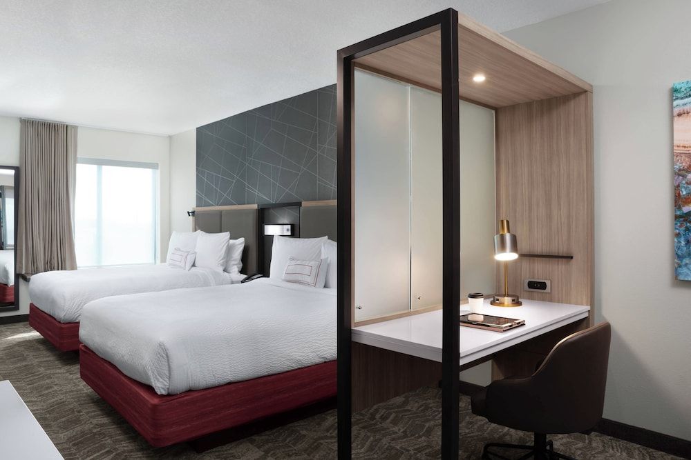 undefined SpringHill Suites by Marriott Orlando Theme Parks/Lake Buena Vista 4