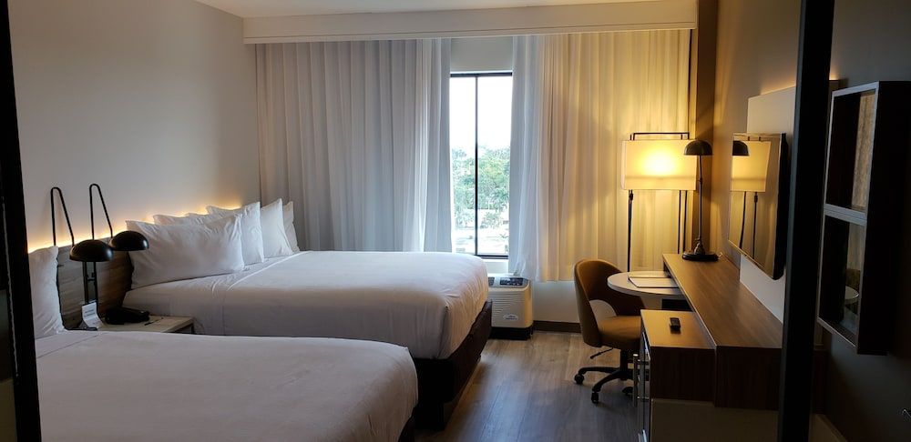 Room, 2 Queen Beds, Accessible, Non Smoking (Mobility)