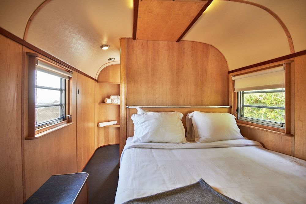 Waypoint Ventura The Crown - Premium Room, 1 Queen Bed