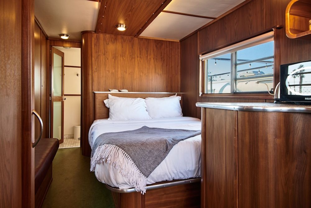 Heads or Tails - Premium Room, 1 Queen Bed