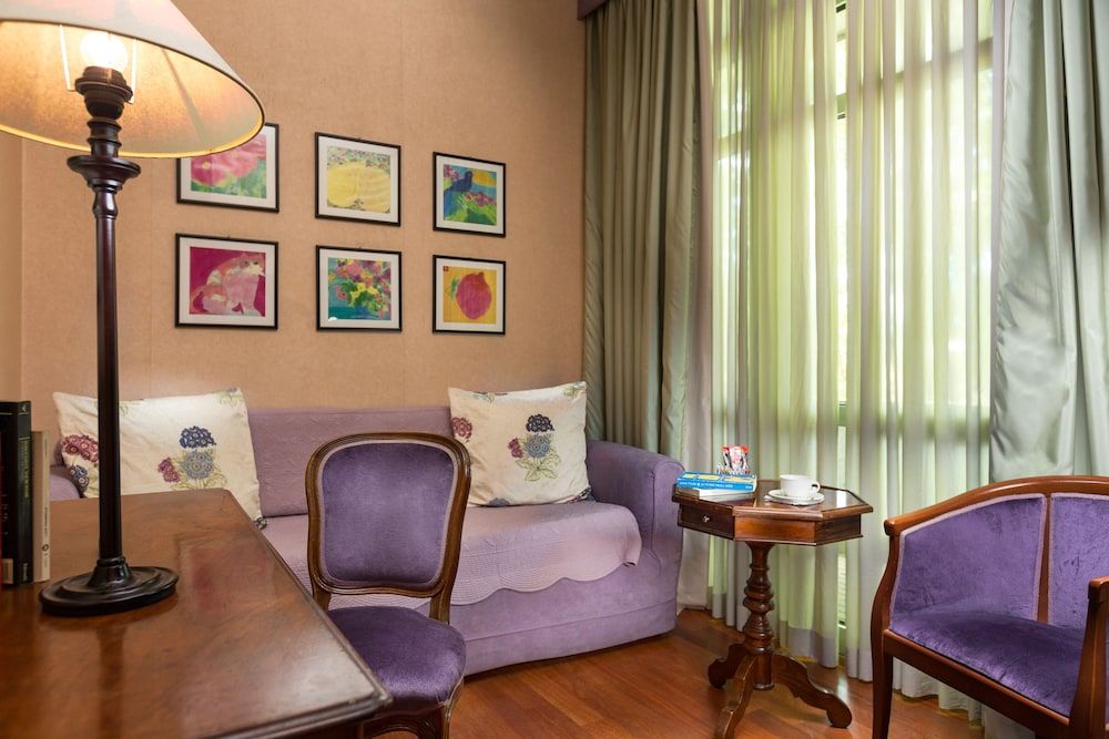 undefined Fenix Hotel 4