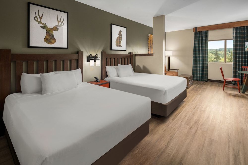 Majestic Bear Suite - Water Park Included