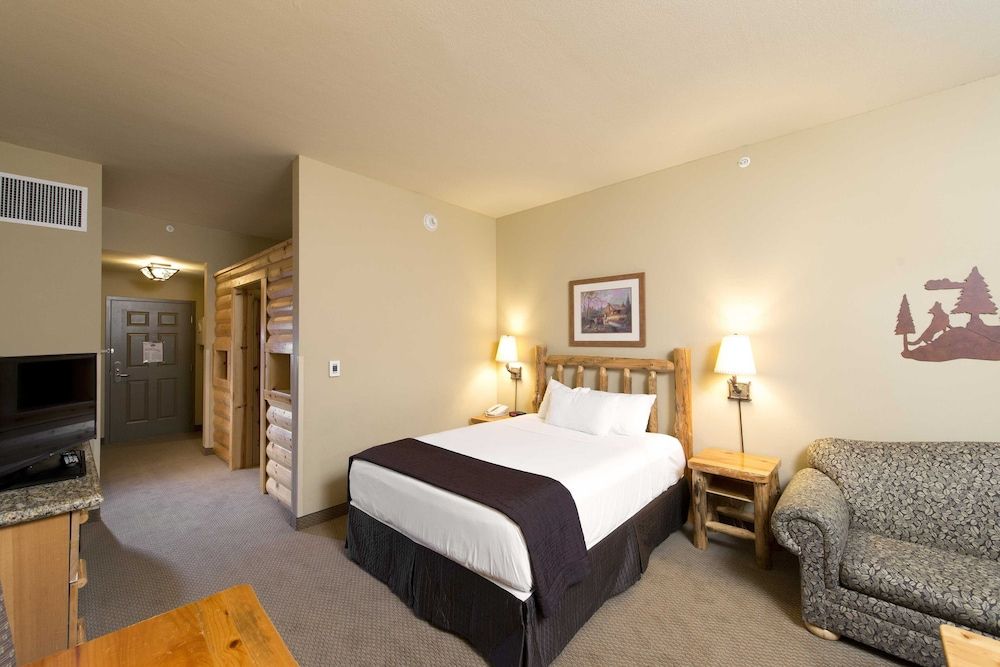 Kid Cabin Suite - Water Park Included