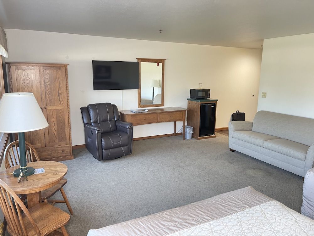 Farmstead Inn & Conference Center