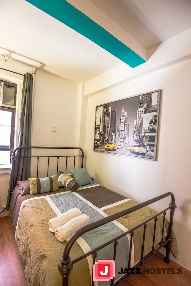 undefined Jazz On The Park Hostel 9