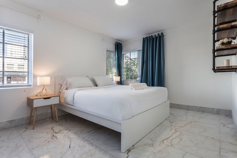 Deluxe Suite, 2 Bedrooms, Private Bathroom