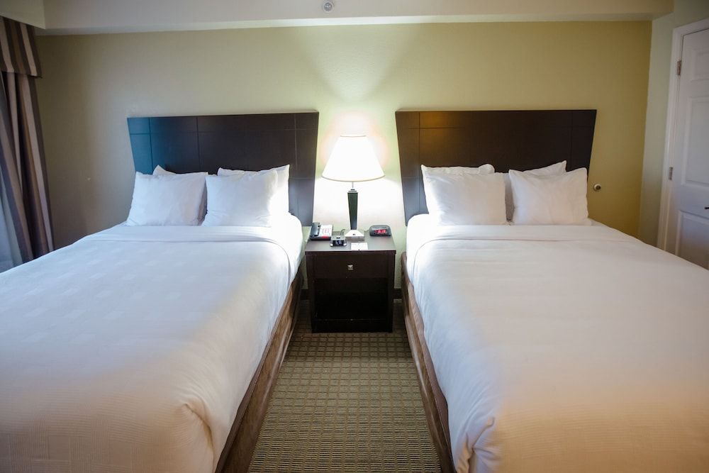 Room, 2 Queen Beds, Accessible, Non Smoking (Efficiency)