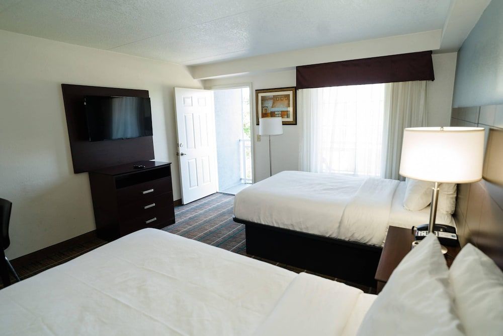 Room, 2 Double Beds, Non Smoking
