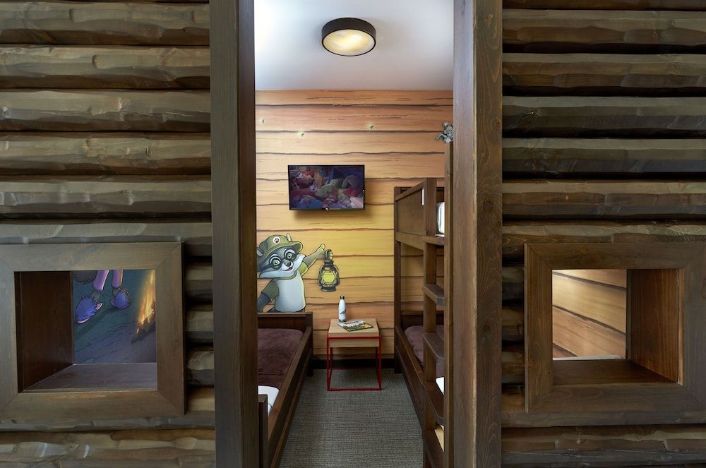 Great Wolf Lodge Atlanta / LaGrange, GA Kid Cabin Suite - Water Park Included 12