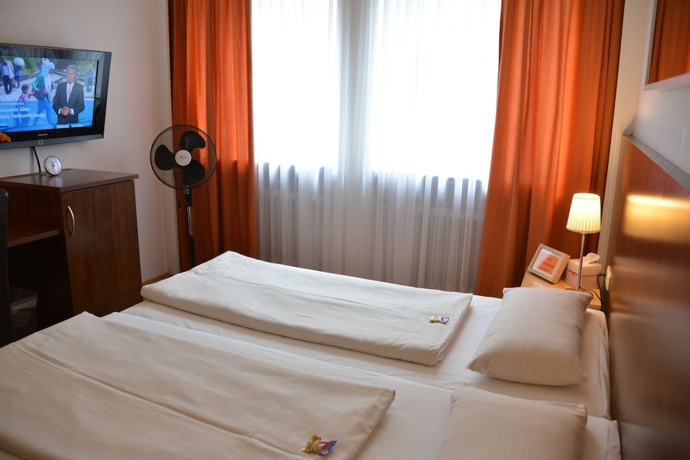 Hotel Italia Standard Double or Twin Room 5