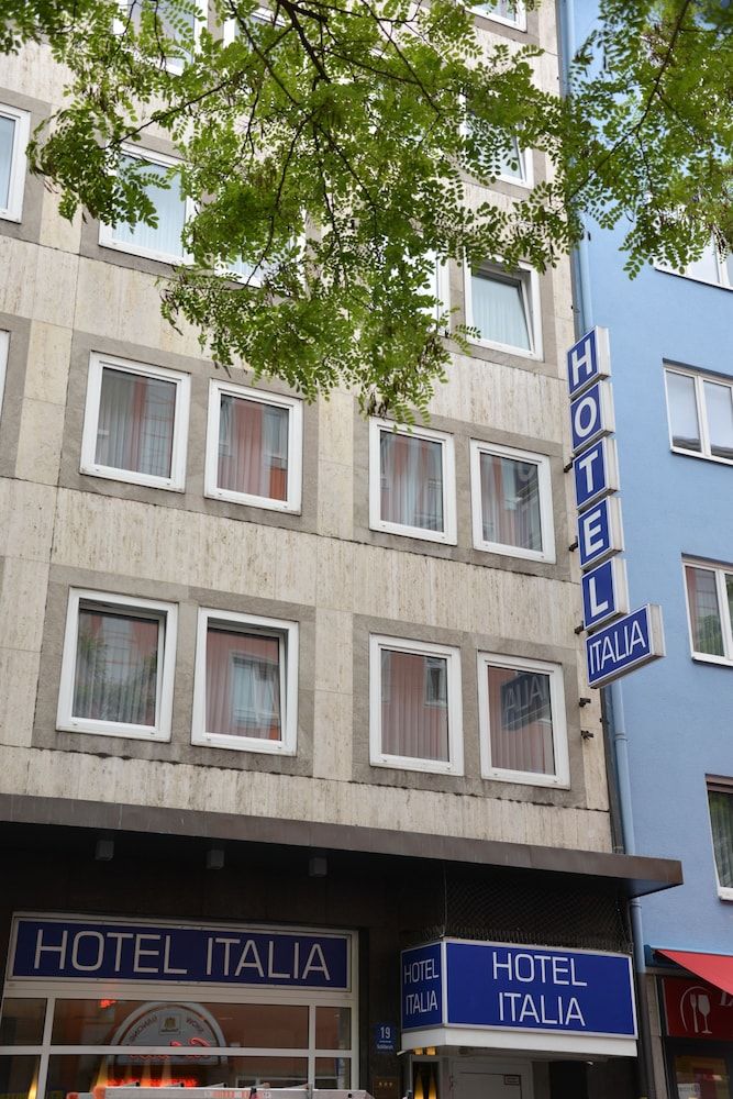undefined Hotel Italia 3