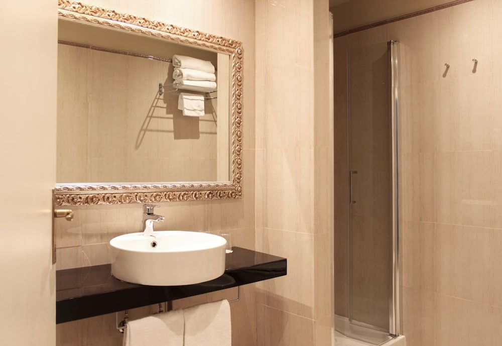 undefined c-hotels Ambasciatori 7