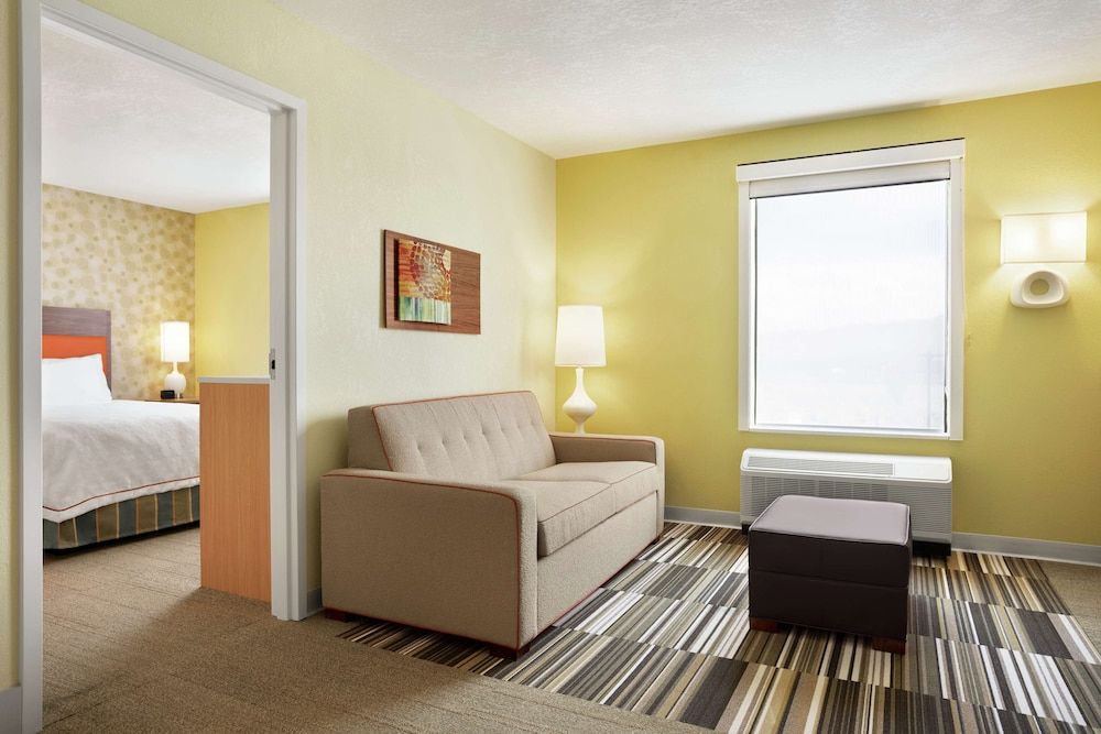 Suite, 1 Queen Bed, Accessible (Hearing)