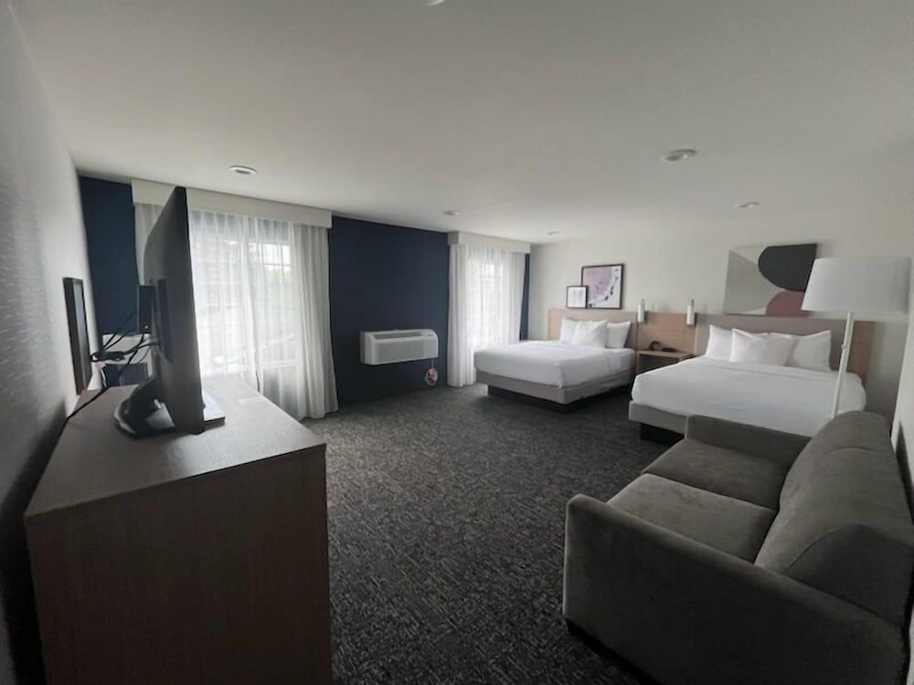 Room, Multiple Beds