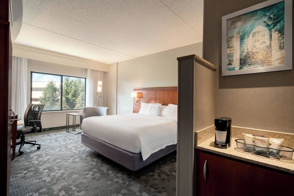 Courtyard by Marriott Ewing Princeton