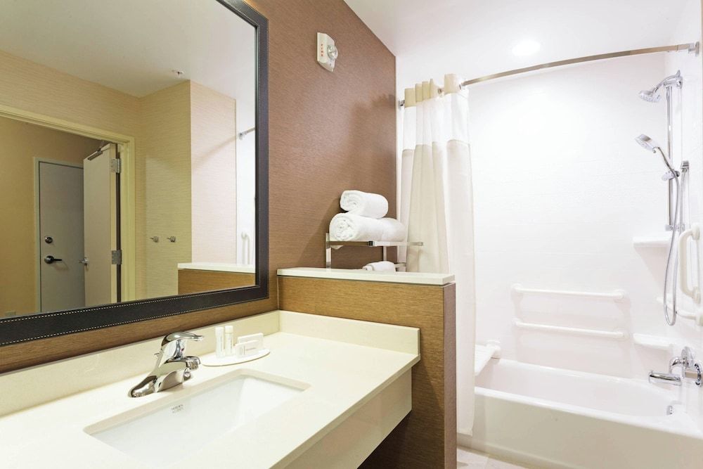 undefined Fairfield Inn & Suites by Marriott Fort Lauderdale Downtown 6