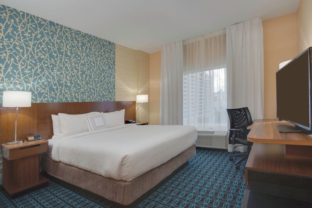 undefined Fairfield Inn & Suites by Marriott Fort Lauderdale Downtown 3