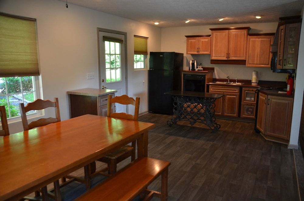 Comfort House, 4 Bedrooms, Lake View