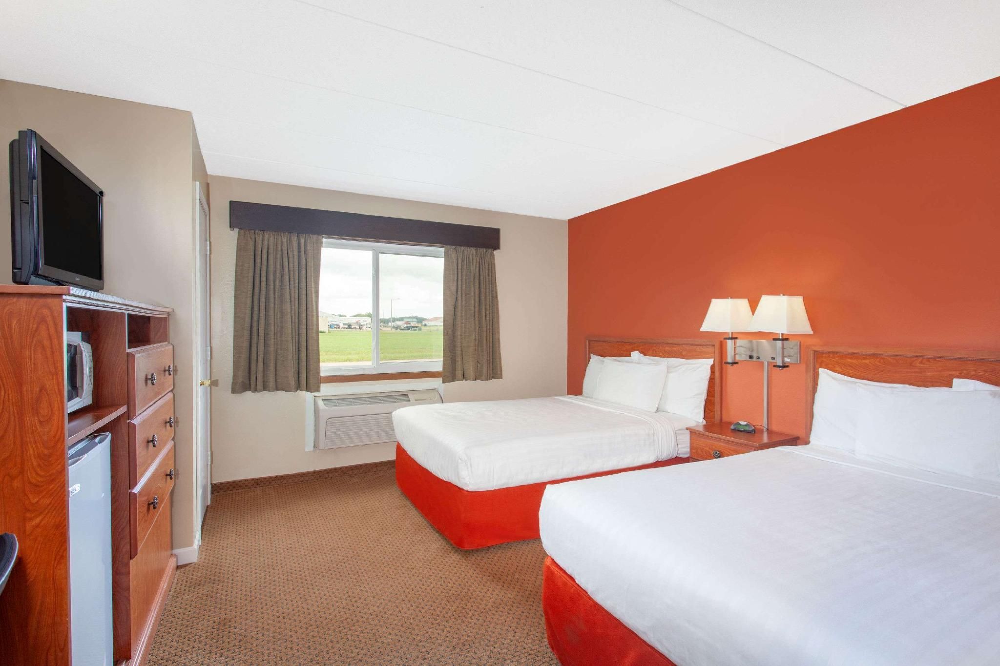 2 Double Beds, Mobility Accessible Room, Roll-In Shower, Non-Smoking