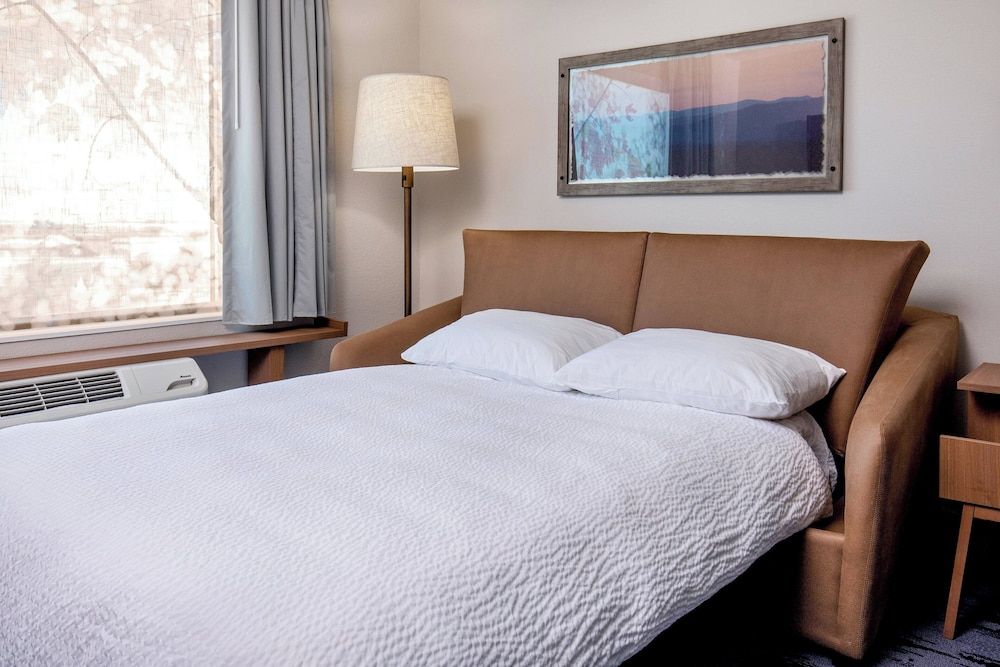 Executive Suite, 1 King Bed with Sofa bed (Hearing Accessible)