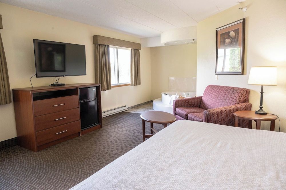 Studio Suite, 1 King Bed, Non Smoking