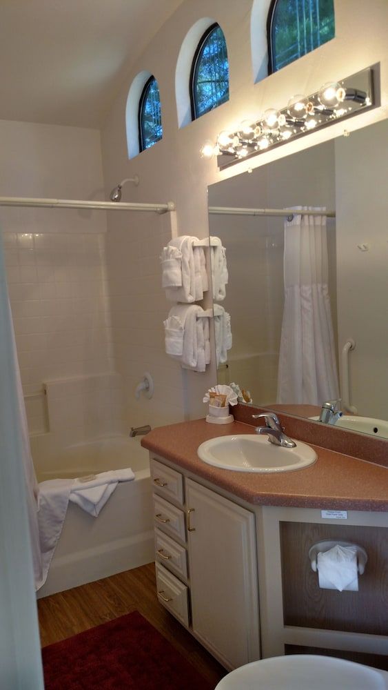 Sedona Pines Resort Cottage, 1 Bedroom 6