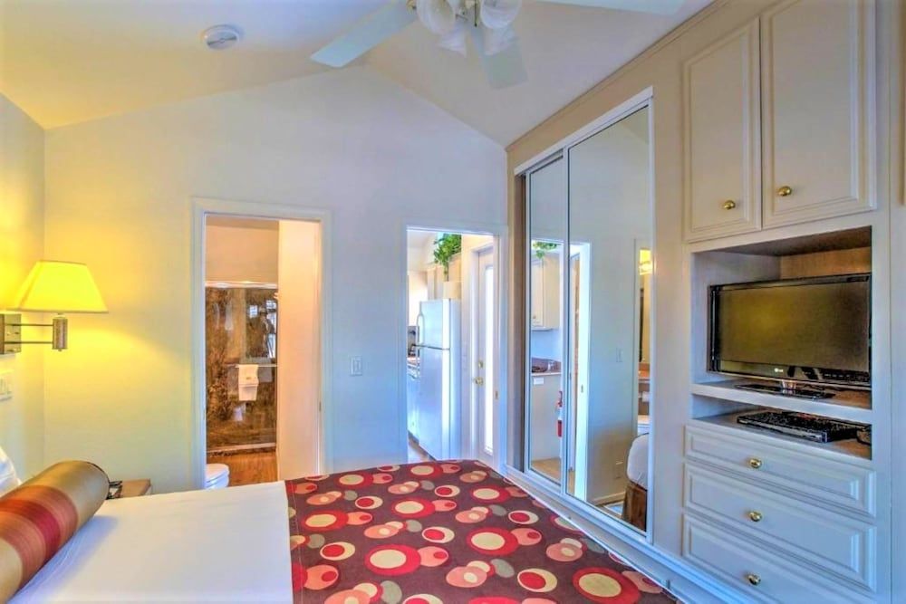 Sedona Pines Resort Cottage, 1 Bedroom 11