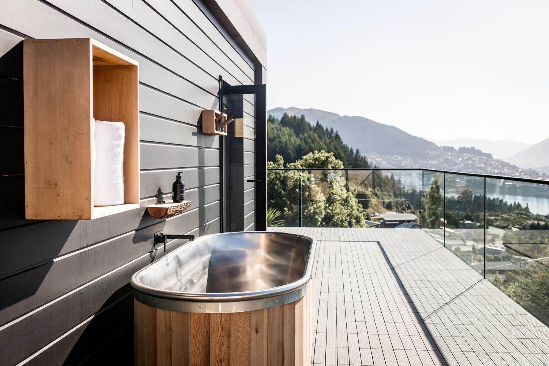 King Room with Lake View