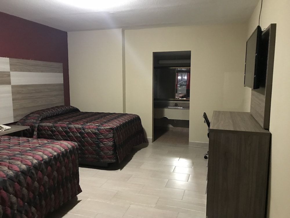 La Bella Inn Standard Room, 2 Double Beds