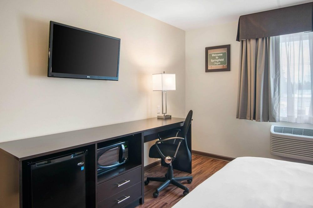 Standard Room, 1 Queen Bed, Non Smoking