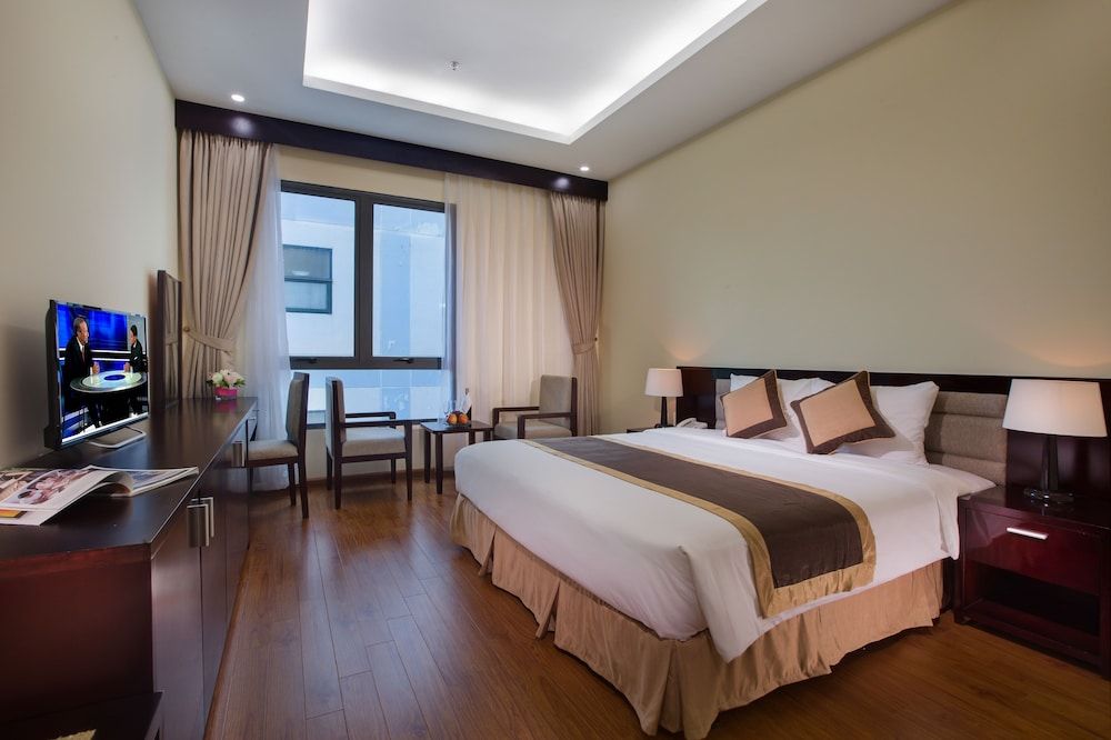 undefined TQT Hotel 4