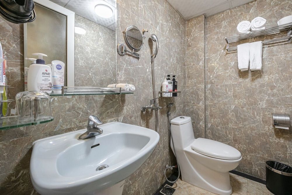 A25 Hotel - 185 Lo Duc Standard Double Room 4