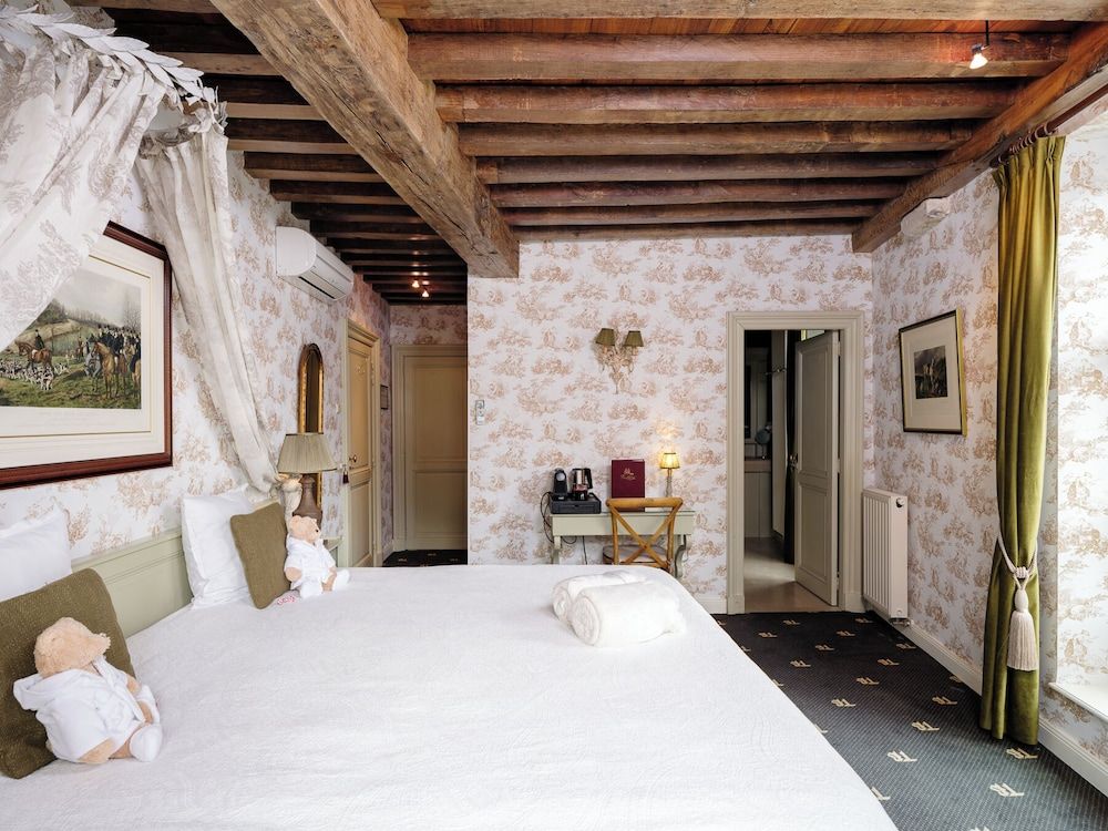 Canal View Hotel Ter Brughe by CW Hotel Collection Deluxe Double Room, Canal View