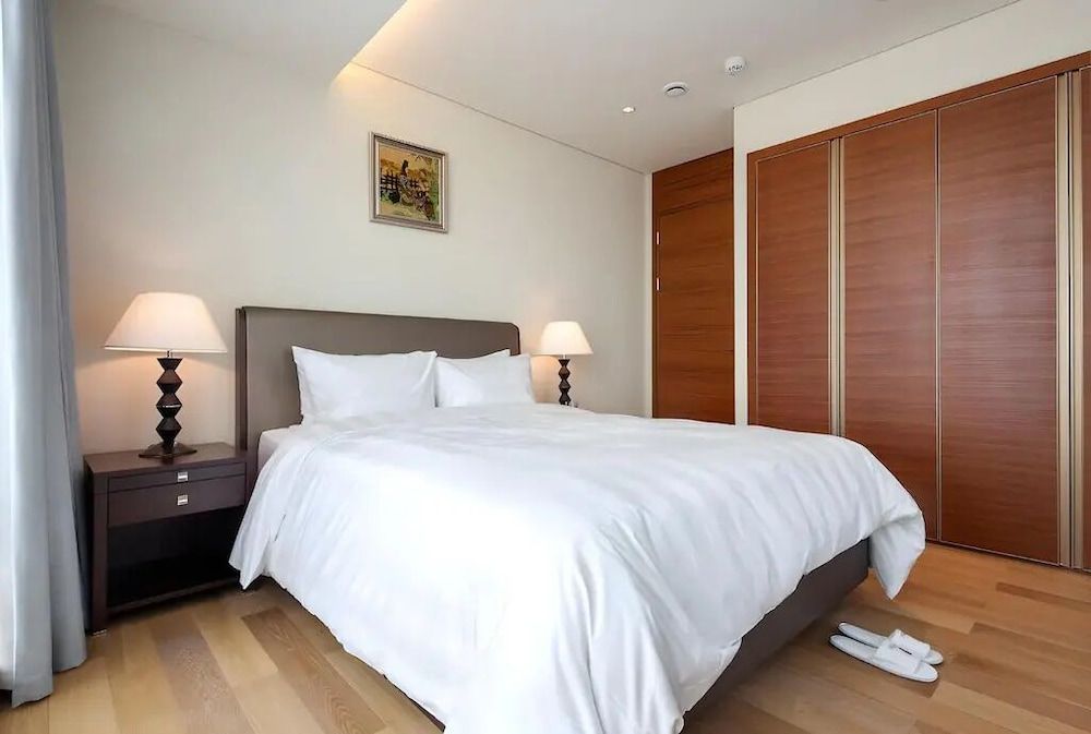 undefined Lotte The Residence 7