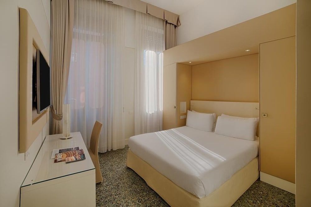 Venezia Palazzo Barocci Design Room