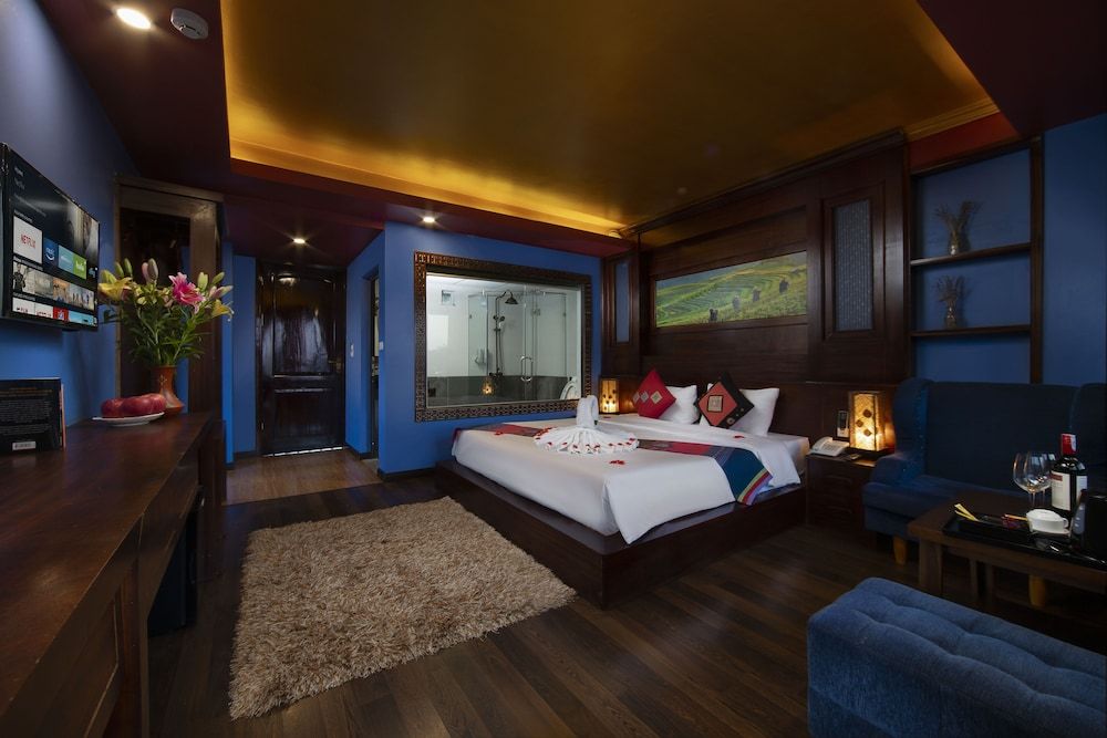 Saparis Hotel Junior Suite with Mountain View 2