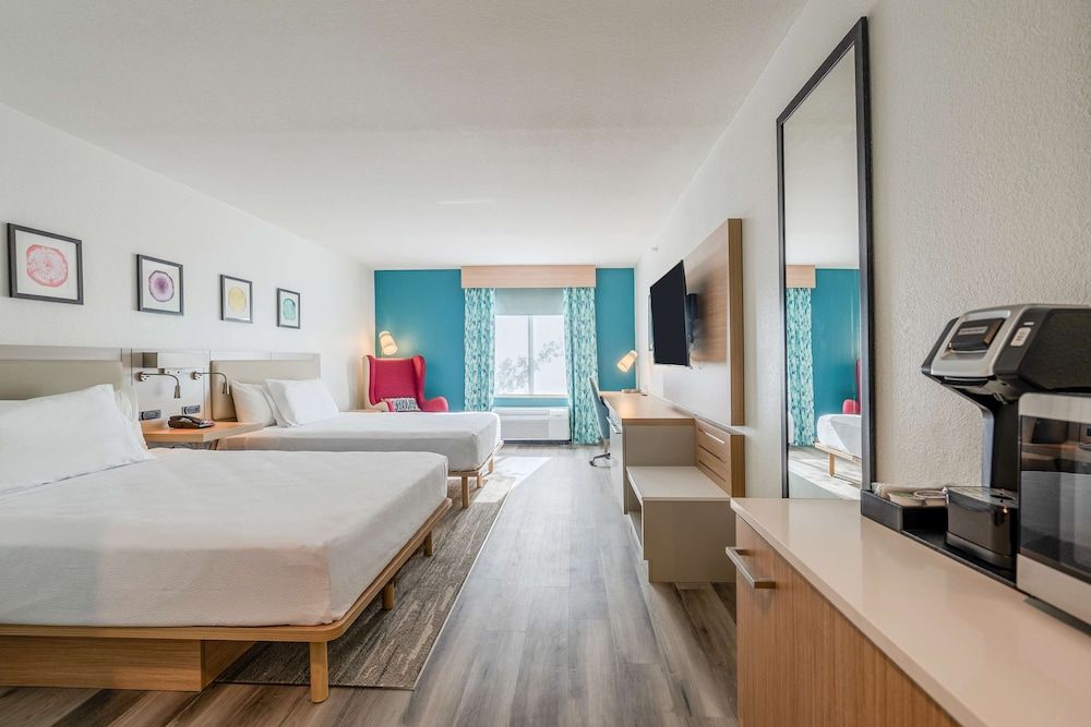 Room, 2 Queen Beds