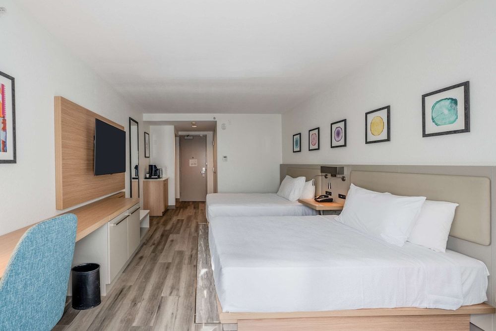 Room, 2 Queen Beds
