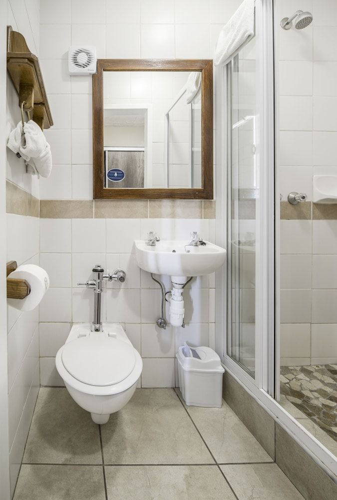 Hotel 224 Standard Double Room 8