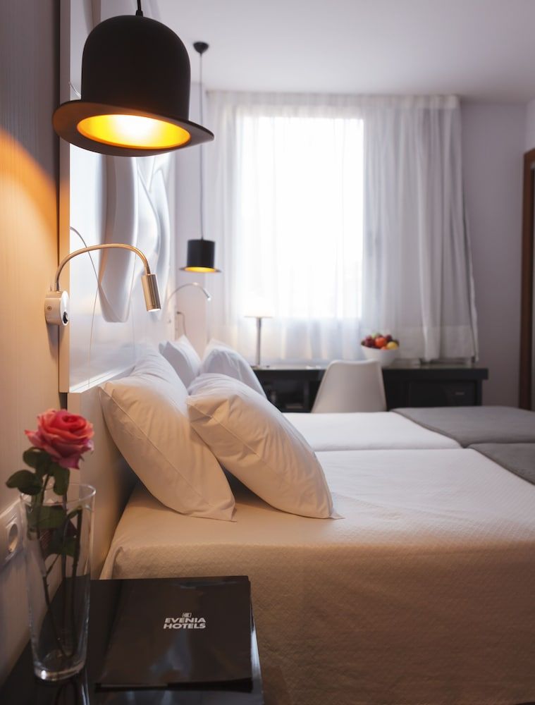 Evenia Rocafort Standard Double Room 9