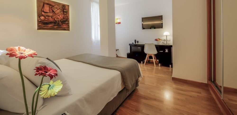 Evenia Rocafort Standard Double Room 8