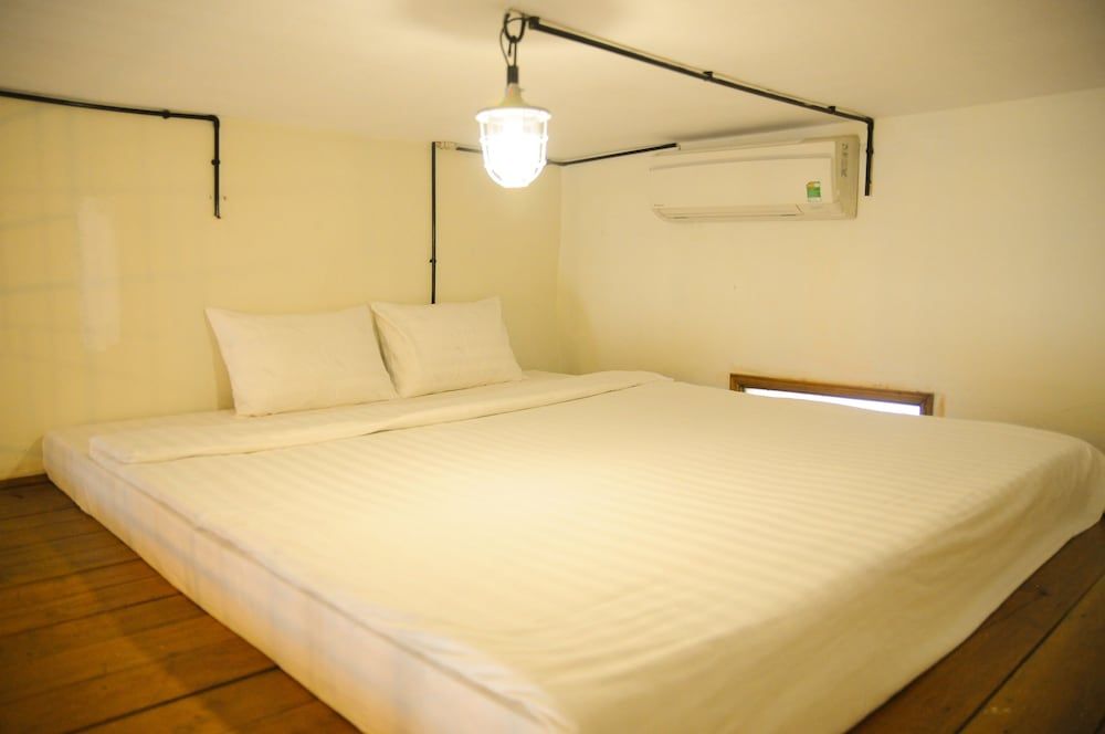 undefined Vintage Decor Apartment Hanoi Old Town 9