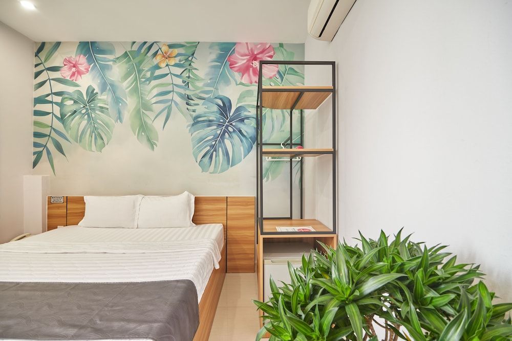 undefined Bin Bin Hotel 2 - Near Him Lam D7 9