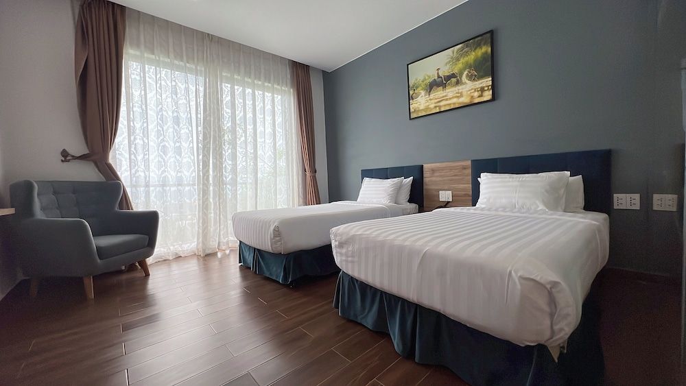 Deluxe Twin With Ocean View