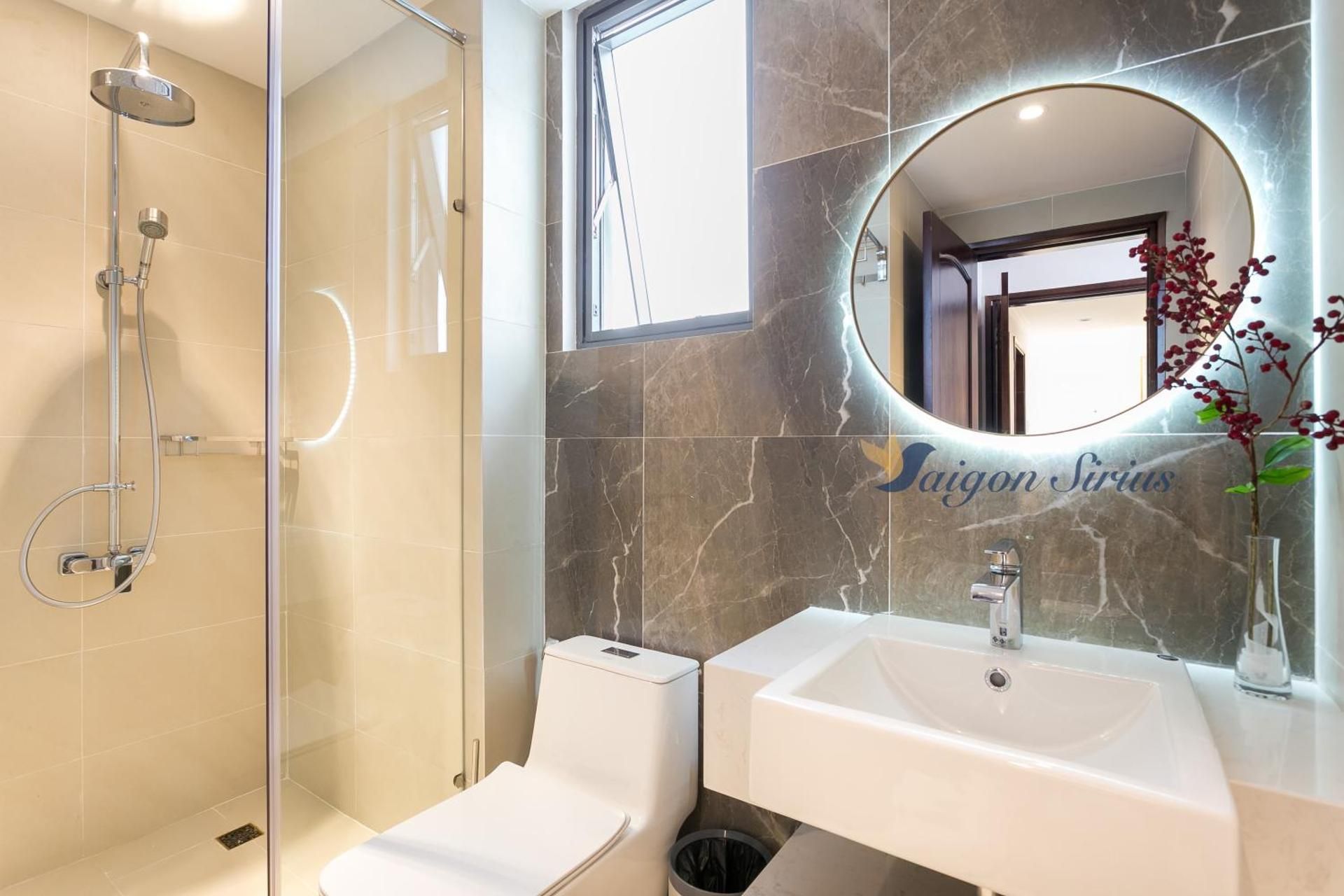 undefined Saigon Sirius 3