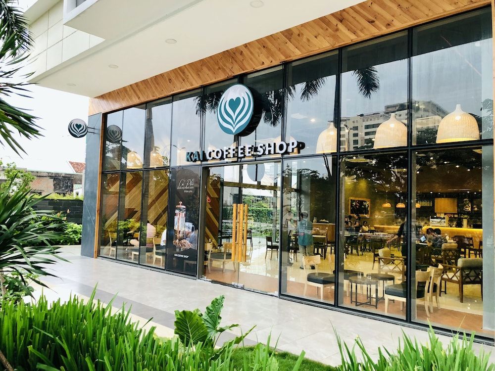 undefined Saigon Sirius 2