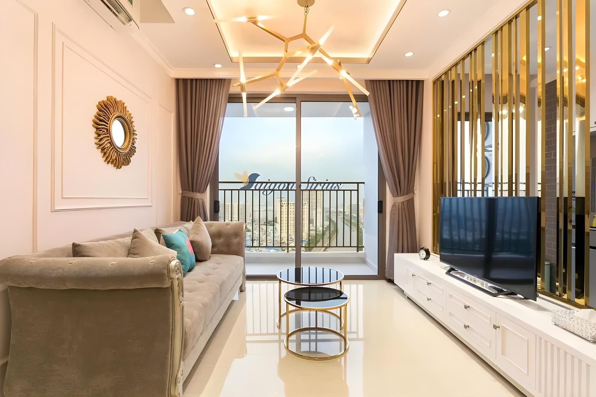 undefined Saigon Sirius 4