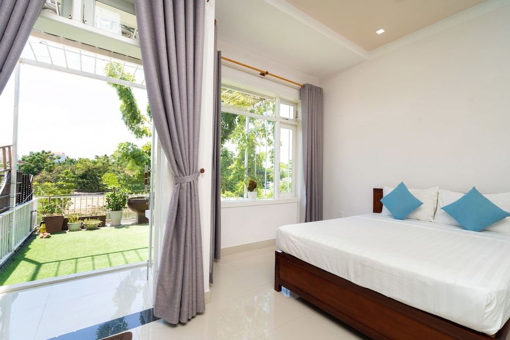 Family Suite, Balcony, River View