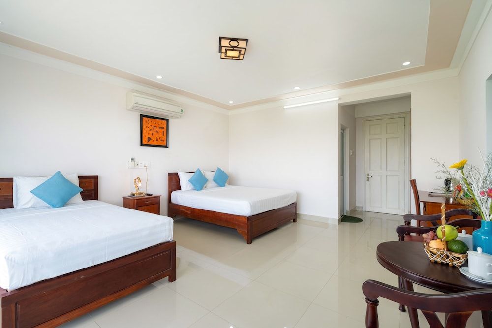 Family Suite, Balcony, River View